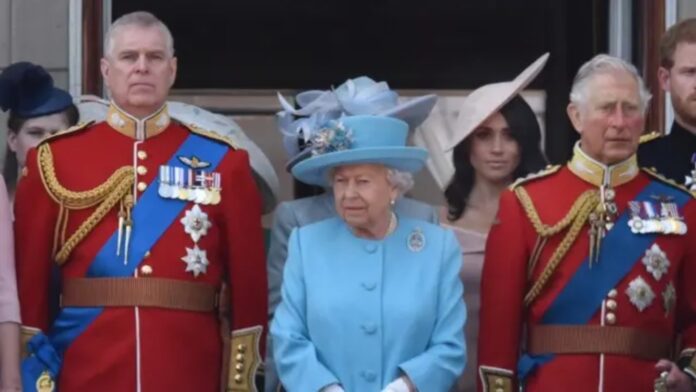 Prince Andrew, Elizabeth II and Charles III (EFE).